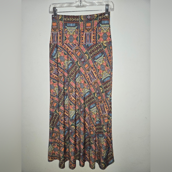 Sunny Leigh Dresses & Skirts - Sunny Leigh Womens Small Colorful Geometric Skirt